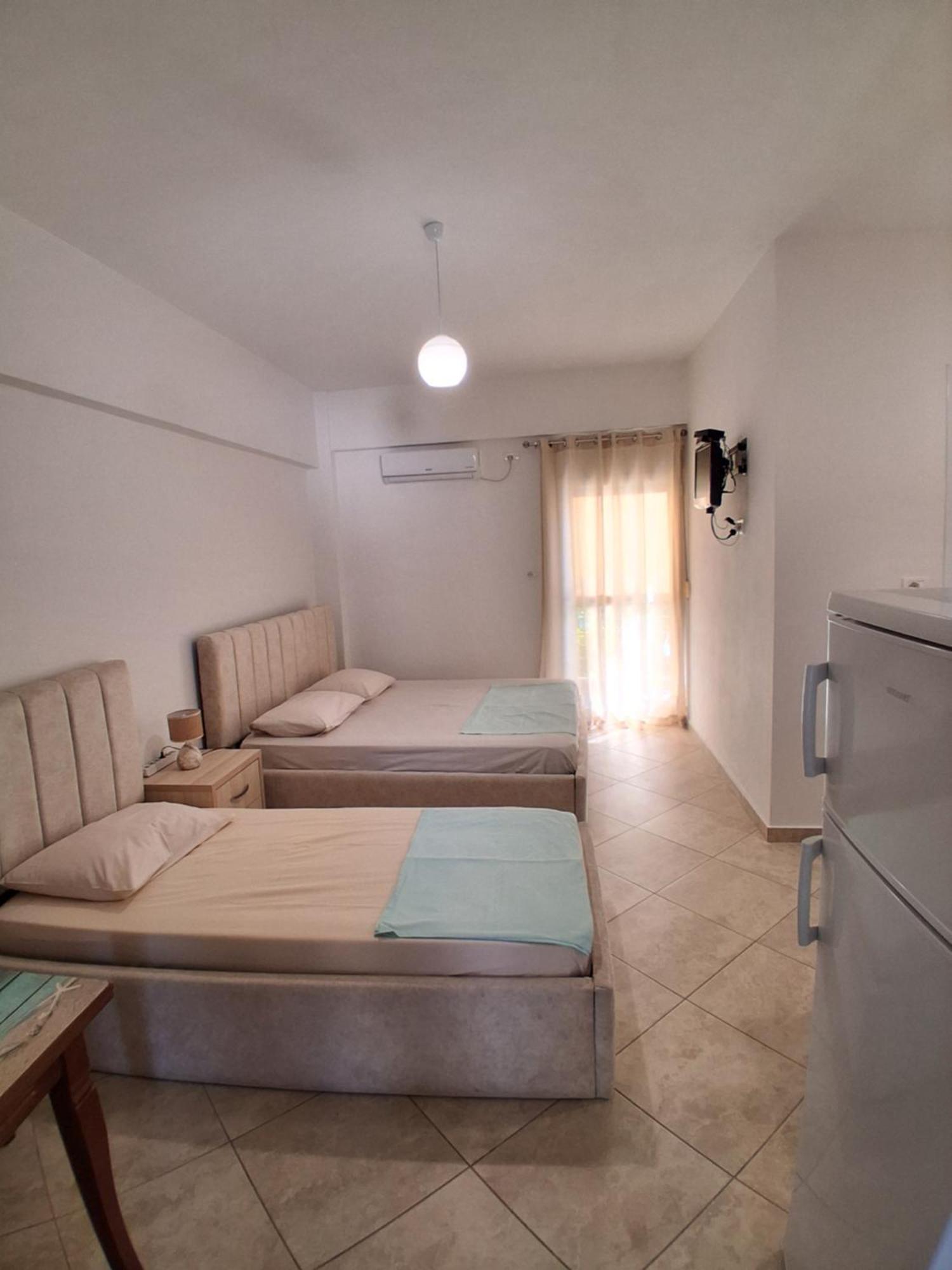 Rooms With View Himarë Oda fotoğraf