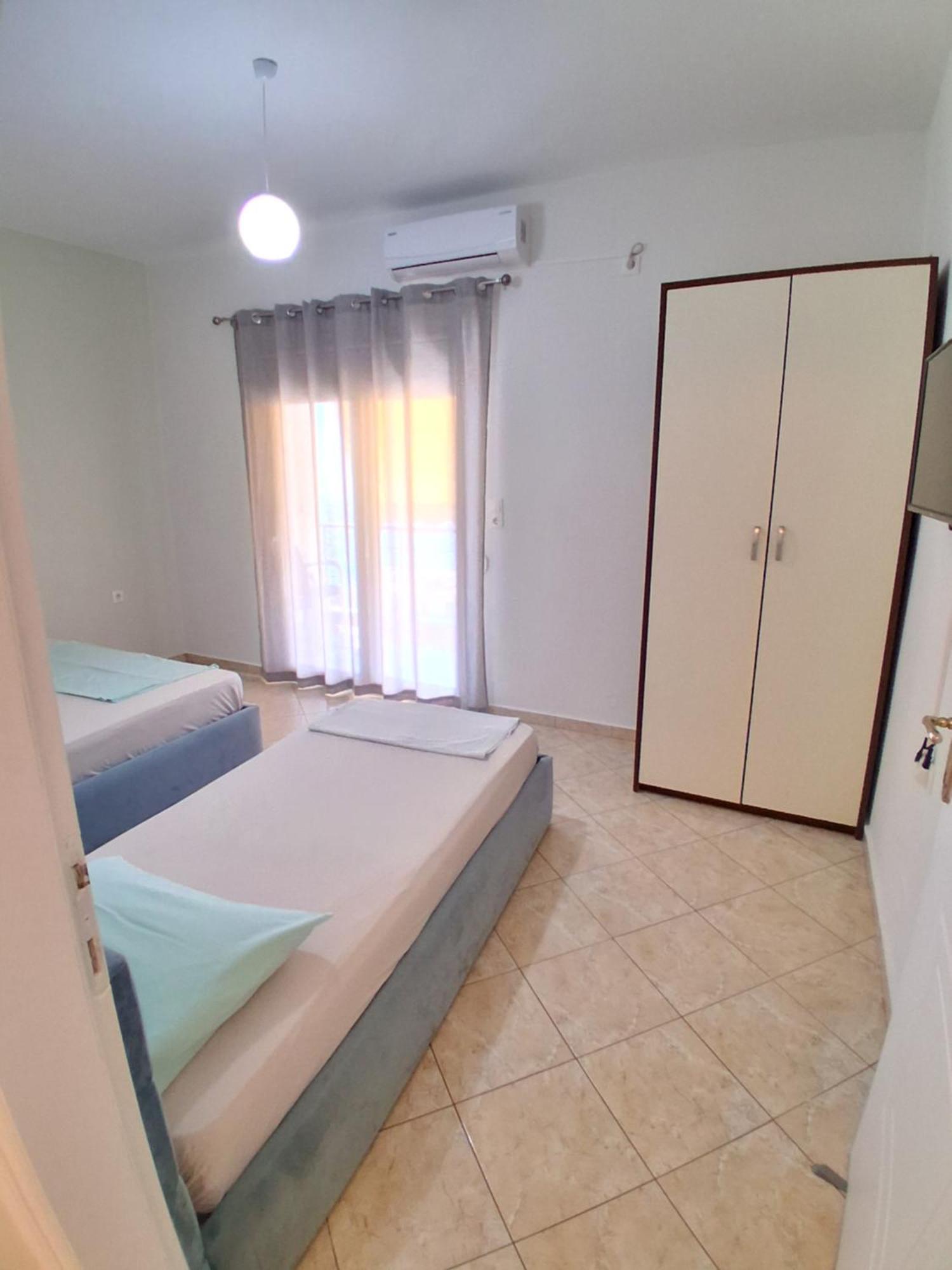 Rooms With View Himarë Oda fotoğraf